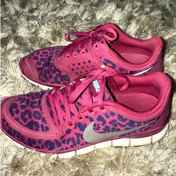 Nike Free 5.0 V4 Leopard Raspberry Red and Purple Sneakers Running Shoes - Picture 3 of 6